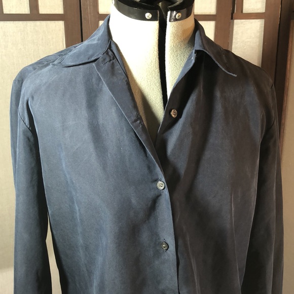 Liz Claiborne Lizsport navy business casual shirt/sz M/ button down/long sleeves - Picture 4 of 13